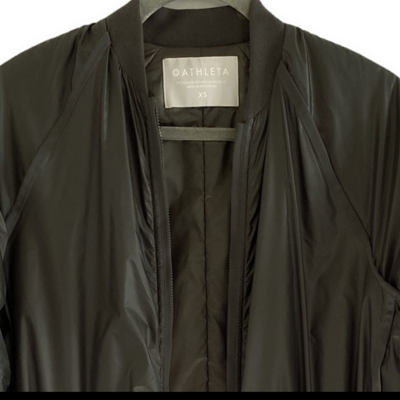 Athleta Summit Insulated Primaloft Shell Jacket, XS - Picture 4 of 5